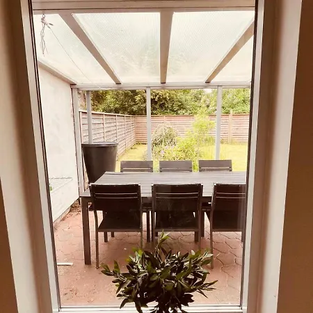 In فيلة بيلوند