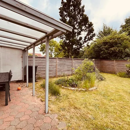 In فيلة بيلوند