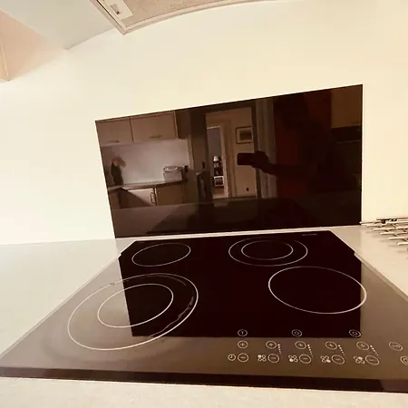 فيلة In بيلوند